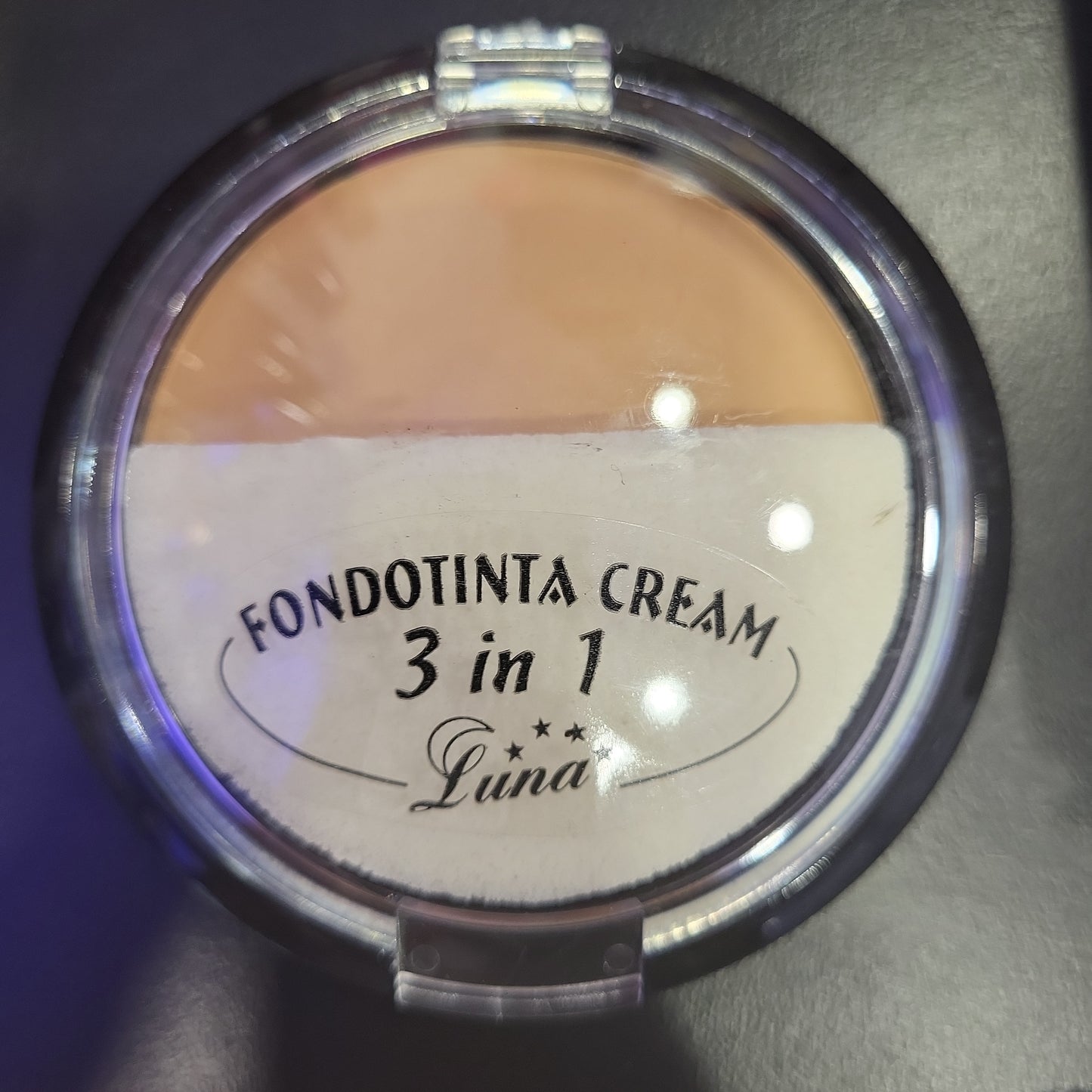 Fondotinta cream 3 in 1